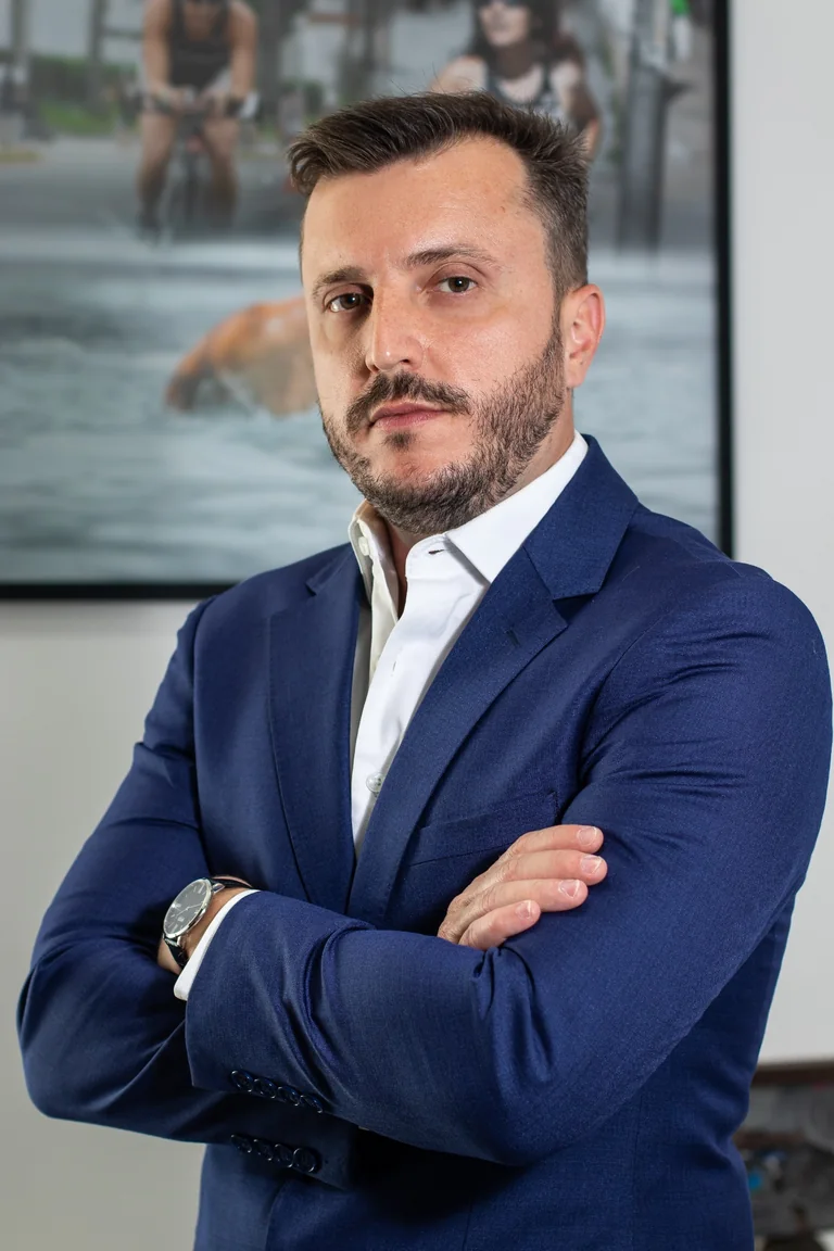 Dr. Erasmo Vieira — Cirurgião da Mão e Ortopedista em Juiz de Fora